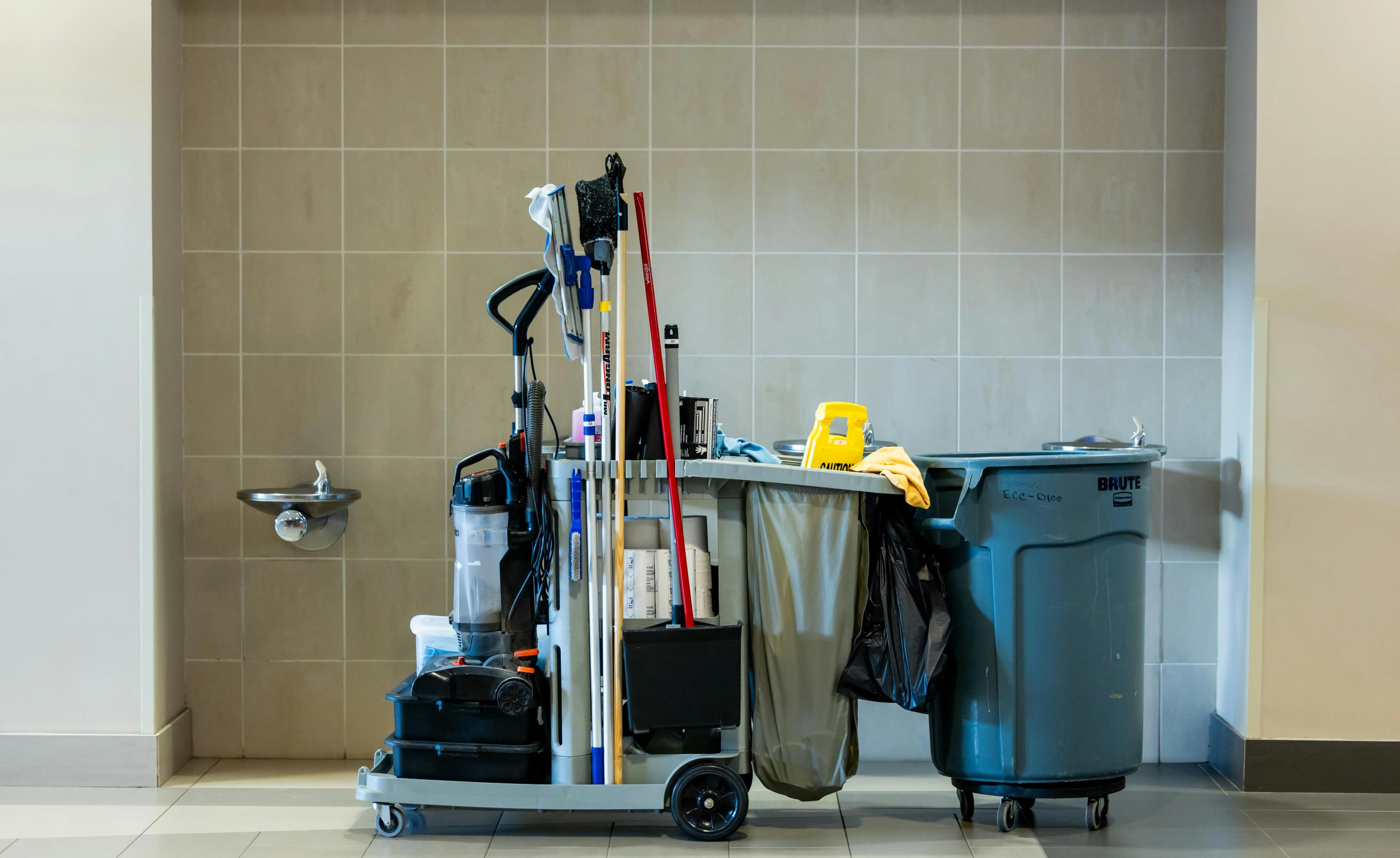 How to order post-renovation cleaning
