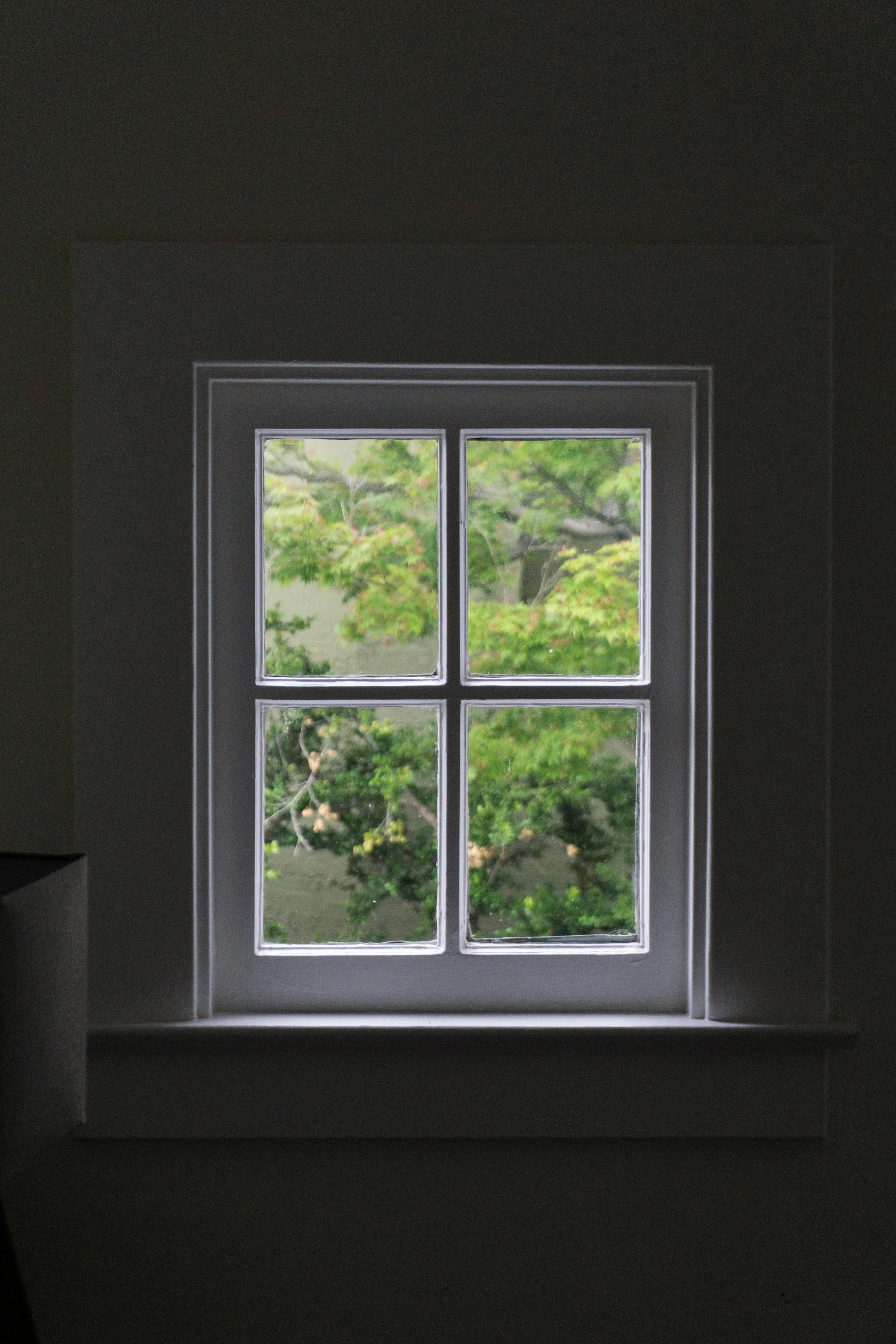 Fönsterputs: glas, karmar, fönsterbrädor